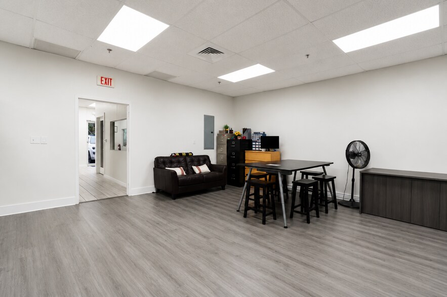 More Photos Of 20841 Johnson St, Pembroke Pines Warehouse For Sale