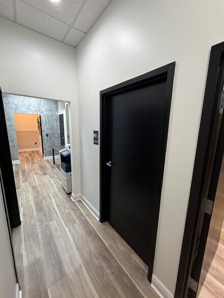 More Photos Of 8751 Commodity Cir, Orlando Medical For Lease