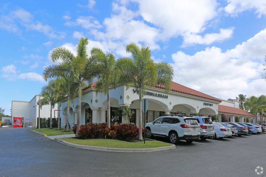 More Photos Of 6605-6699 Boynton Beach Blvd, Boynton Beach General Retail For Lease