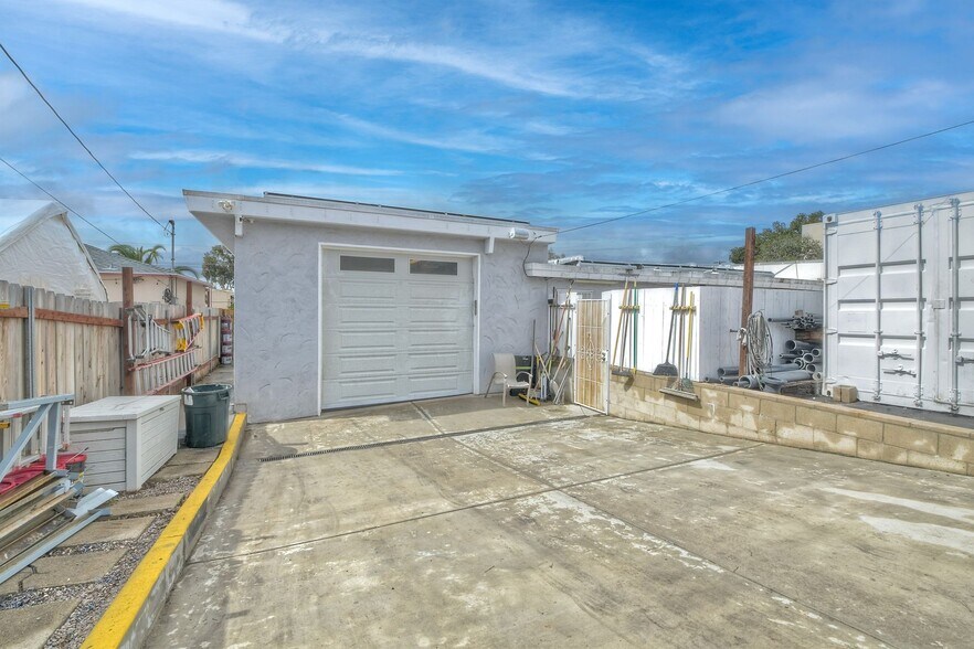 More Photos Of 1848 S Escondido Blvd, Escondido Contractor Storage Yard For Lease