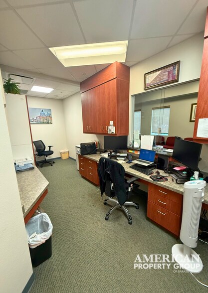 More Photos Of 5715 21st Ave W, Bradenton Medical For Sale
