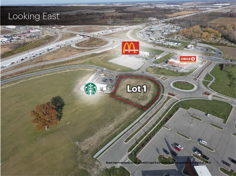 More Photos Of N Gateway Shoppes, Greenfield Storefront For Lease