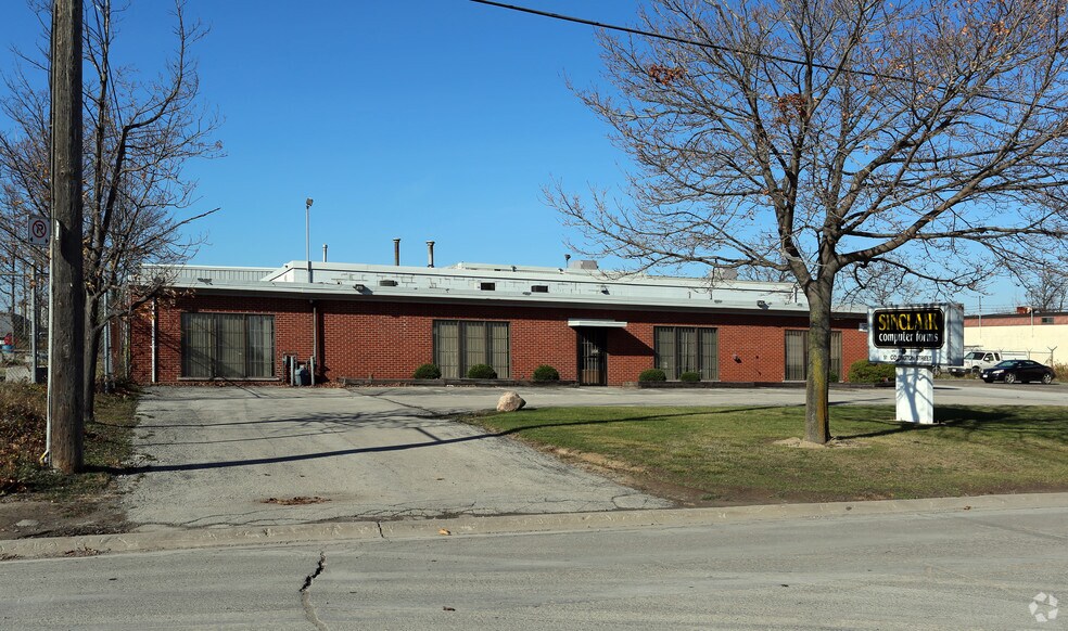 More Photos Of 51 Covington St, Hamilton Warehouse For Sale