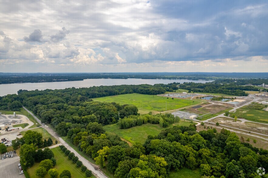 More Photos Of 1002 Industrial Dr, Old Hickory Land For Lease