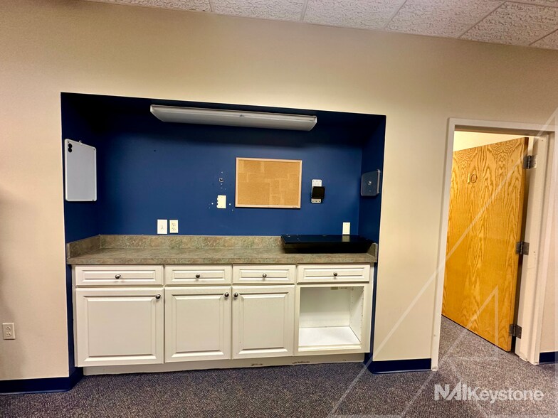 More Photos Of 2201 Ridgewood Rd, Wyomissing Medical For Sale