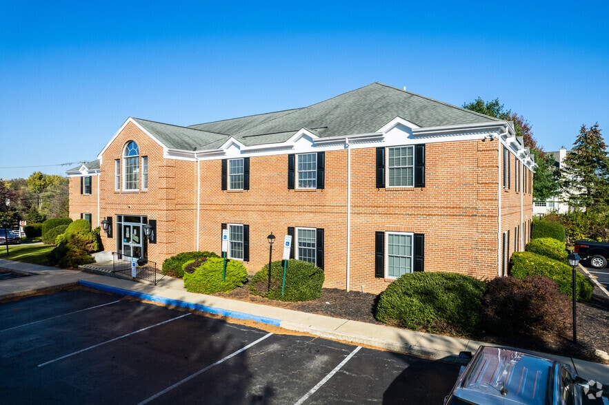 Primary Photo Of 110 Hopewell Rd, Downingtown Medical For Lease