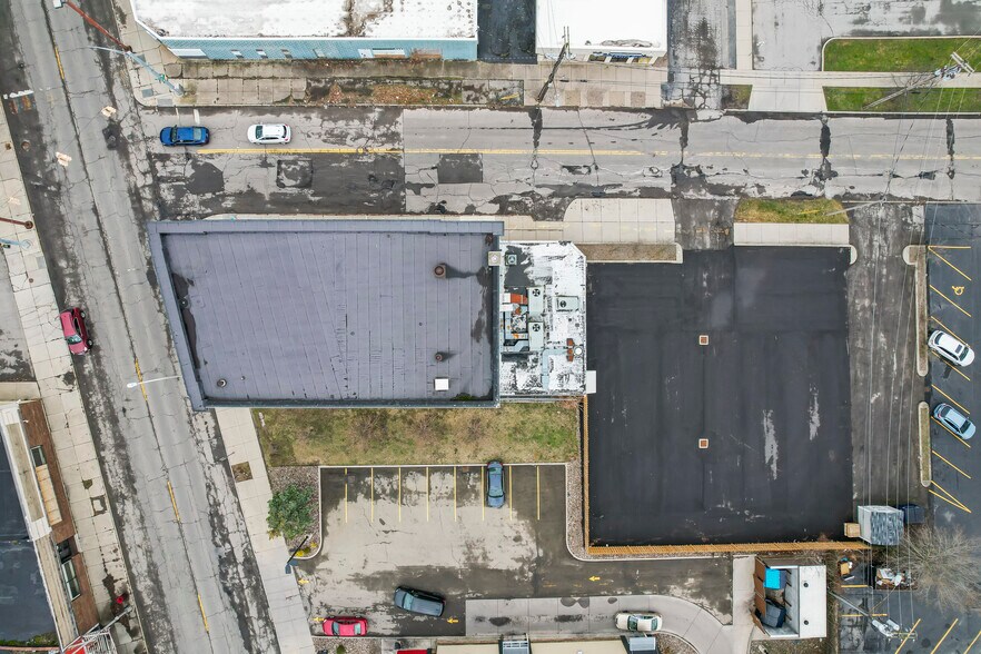 More Photos Of 1631 Main St, Niagara Falls Industrial For Sale