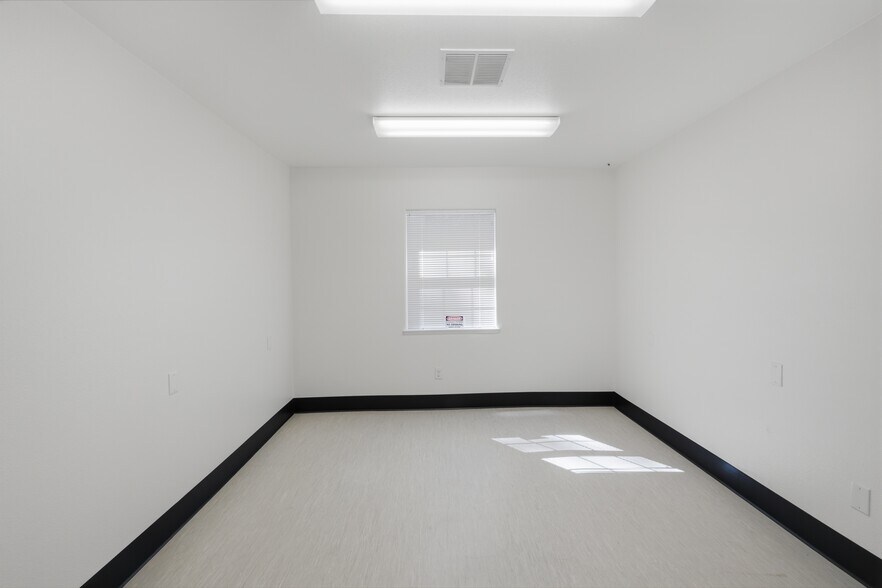 More Photos Of 440 Lower Grass Valley Rd, Nevada City Office For Sale