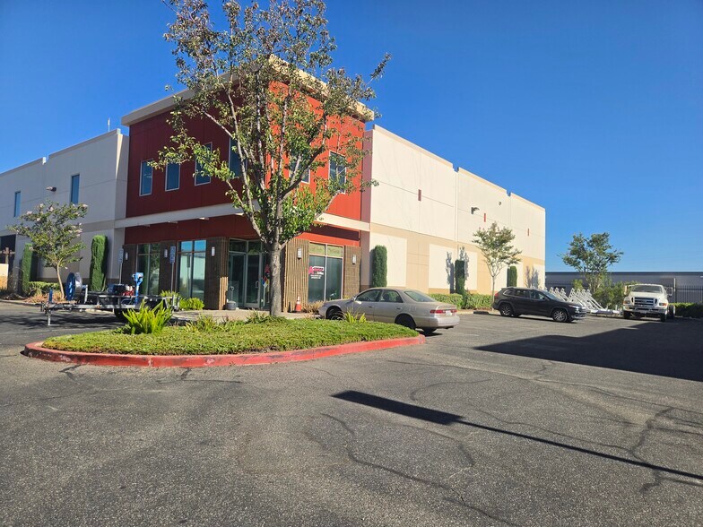 More Photos Of 3464 Webster Ave, Perris Manufacturing For Lease