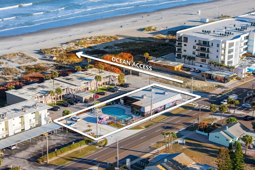 More Photos Of 101 N Atlantic Ave, Cocoa Beach General Retail For Sale