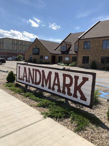 More Photos Of 1411 W Dakota Pkwy, Williston Office For Lease