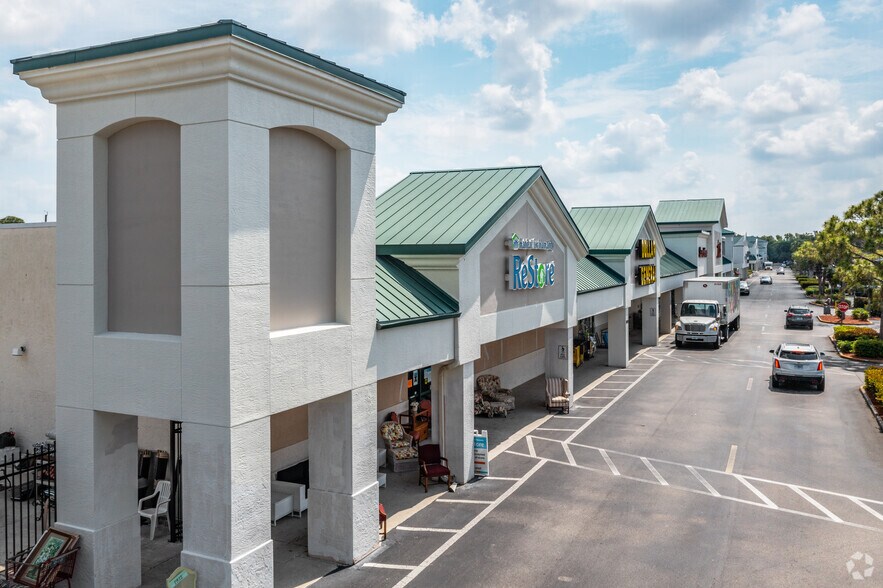 Primary Photo Of 9030-9144 Bonita Beach Rd, Bonita Springs Unknown For Lease