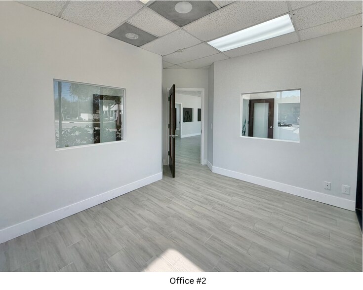 More Photos Of 2540 Metrocentre Blvd, West Palm Beach Medical For Lease