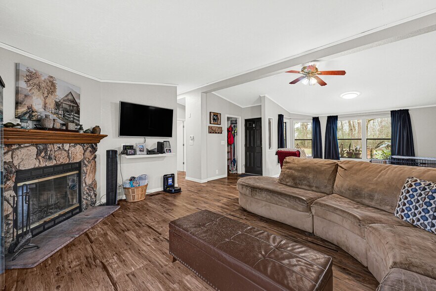 More Photos Of 29510 Huffman Cleveland Rd, Huffman Specialty For Sale