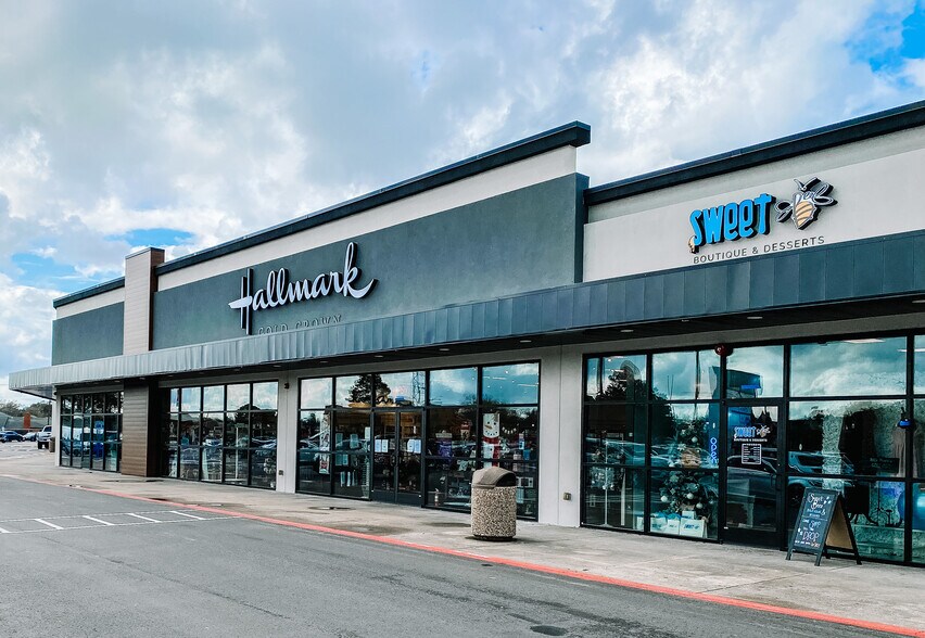 More Photos Of 6210-6410 Phelan Blvd, Beaumont Unknown For Lease