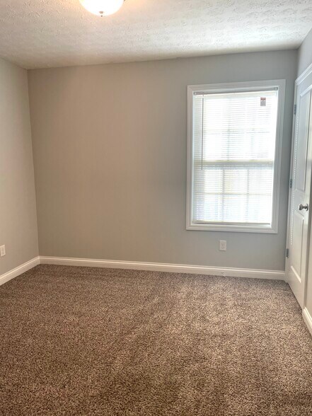 More Photos Of 415 Upper Stone Ave, Bowling Green Apartments For Sale