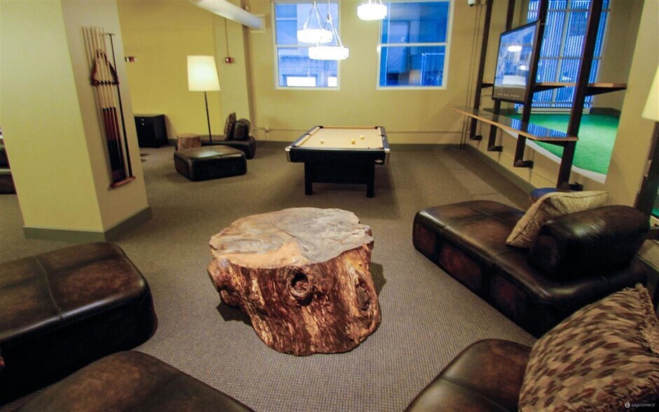 More Photos Of 127 W 10th St, Kansas City Loft Creative Space For Lease
