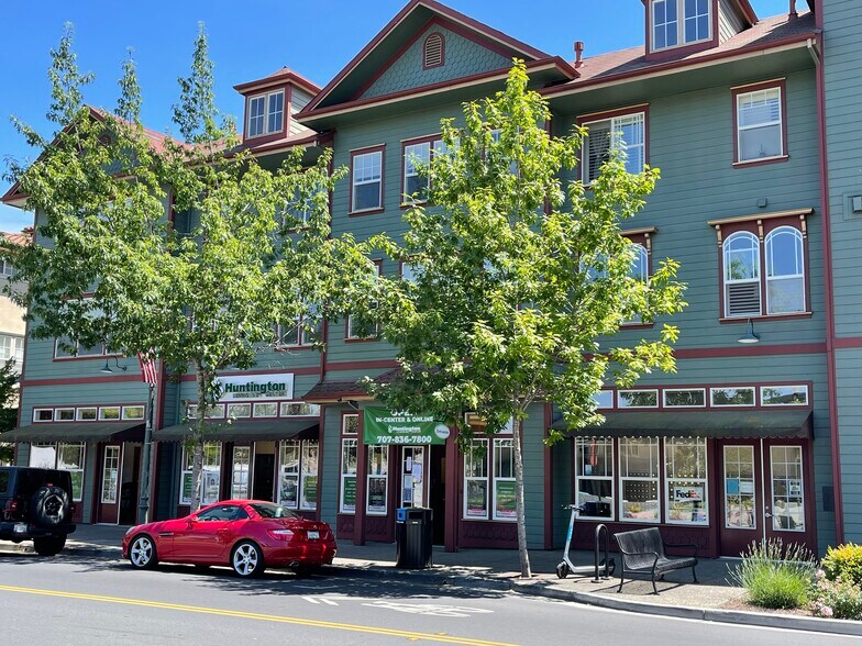 More Photos Of 220-220 Windsor River Rd, Windsor Apartments For Lease