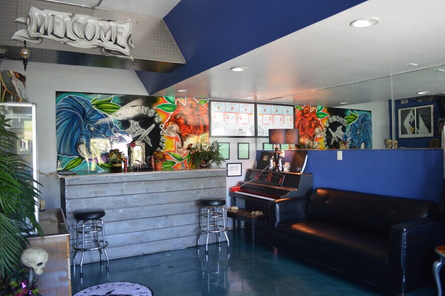More Photos Of 457 El Cajon Blvd, El Cajon Storefront For Sale