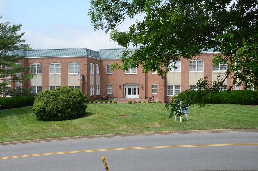 More Photos Of 235 Alpha Dr, Pittsburgh Office For Sale