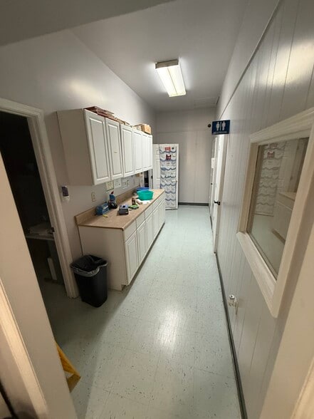 More Photos Of 1525 S Church St, Murfreesboro Serviced Offices For Lease