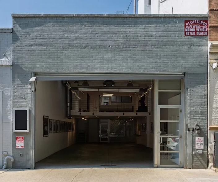 More Photos Of 137 Perry St, New York Office For Lease