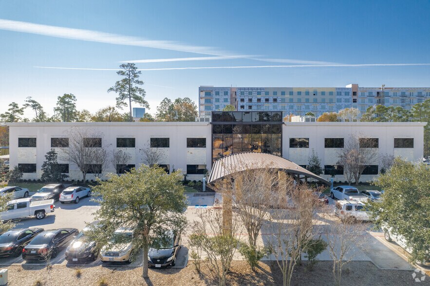 More Photos Of 8850 Six Pines Dr, The Woodlands Medical For Lease