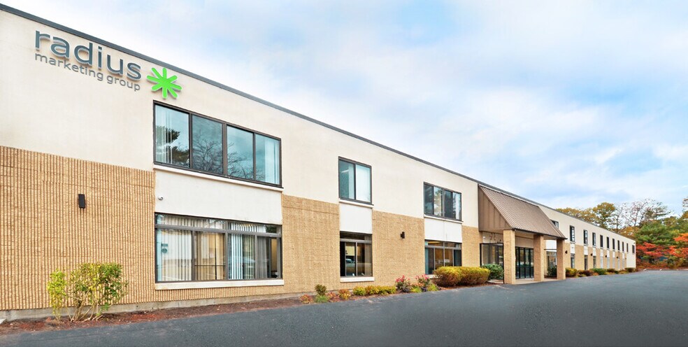 More Photos Of 160-180 Weymouth St, Rockland Light Distribution For Lease