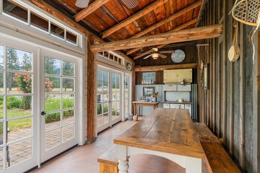More Photos Of 44510 State 96 Hwy, Seiad Valley Land For Sale