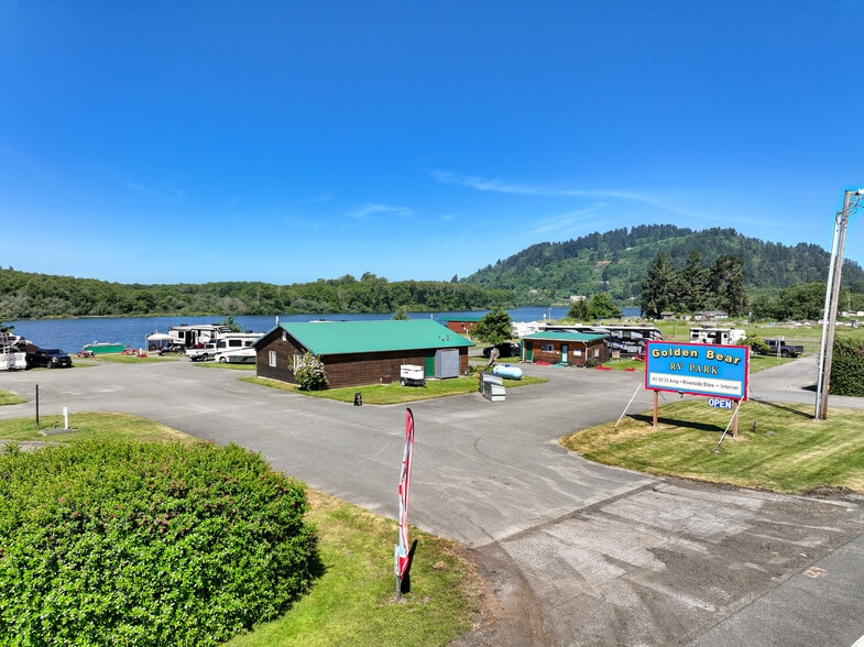 More Photos Of 17581 US Highway 101 N, Klamath Trailer Camper Park For Sale