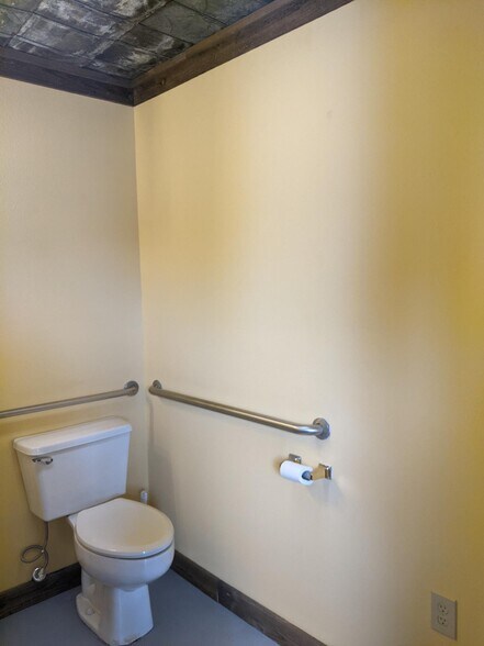 More Photos Of 2053 Highway 10, Jackson Freestanding For Sale