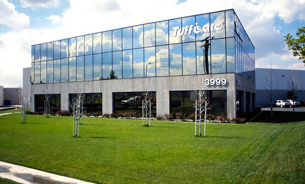 More Photos Of 3999 E La Palma Ave, Anaheim Warehouse For Sale