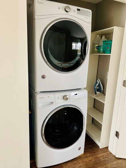 More Photos Of 108 S Main St, Scottville Storefront Retail Residential For Sale