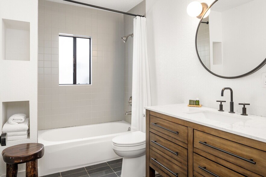 More Photos Of 14255 State Route 88, Hope Valley Hotel For Sale