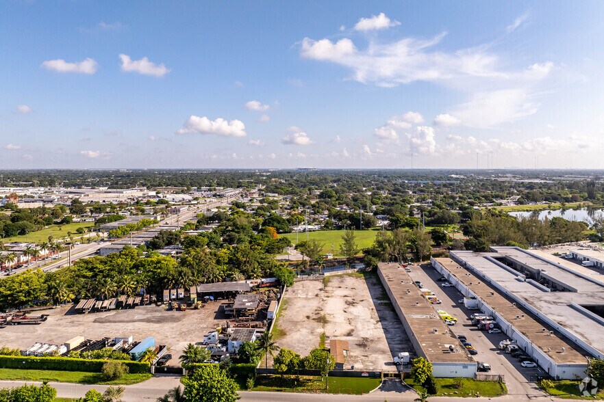 More Photos Of 2111 NW 141st St, Opa Locka Land For Lease