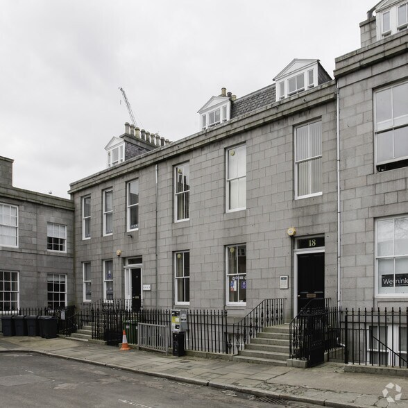 More Photos Of 18 Bon Accord Sq, Aberdeen Office For Sale