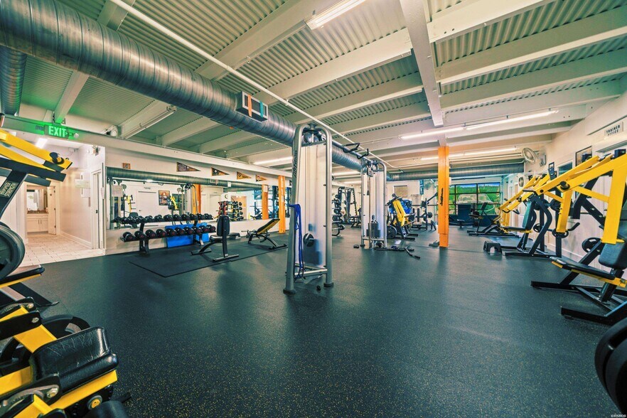 More Photos Of , Hot Springs General Retail For Sale