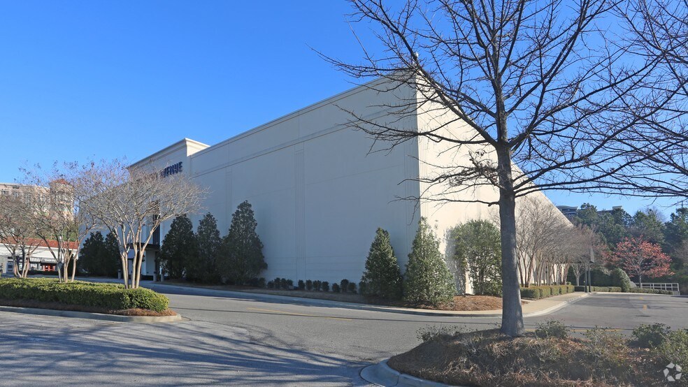 Primary Photo Of 129 Summit Blvd, Birmingham Department Store For Sale