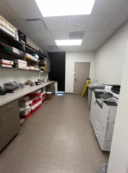 More Photos Of 5215 Essen Ln, Baton Rouge Office For Lease