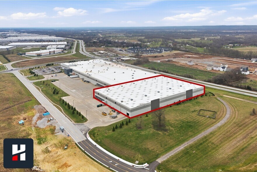 More Photos Of 100 River Ridge Pky, Jeffersonville Manufacturing For Lease