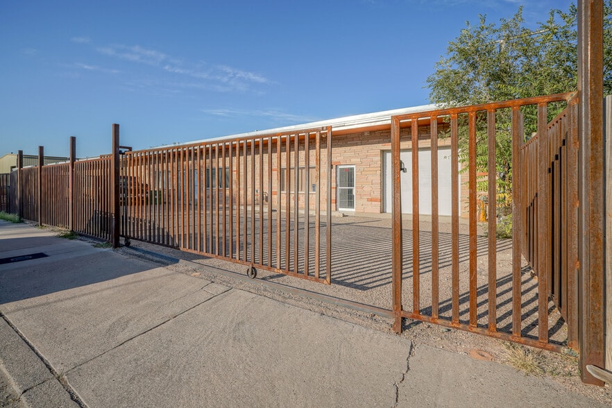 More Photos Of 135-145 Virginia St NE, Albuquerque Office For Sale