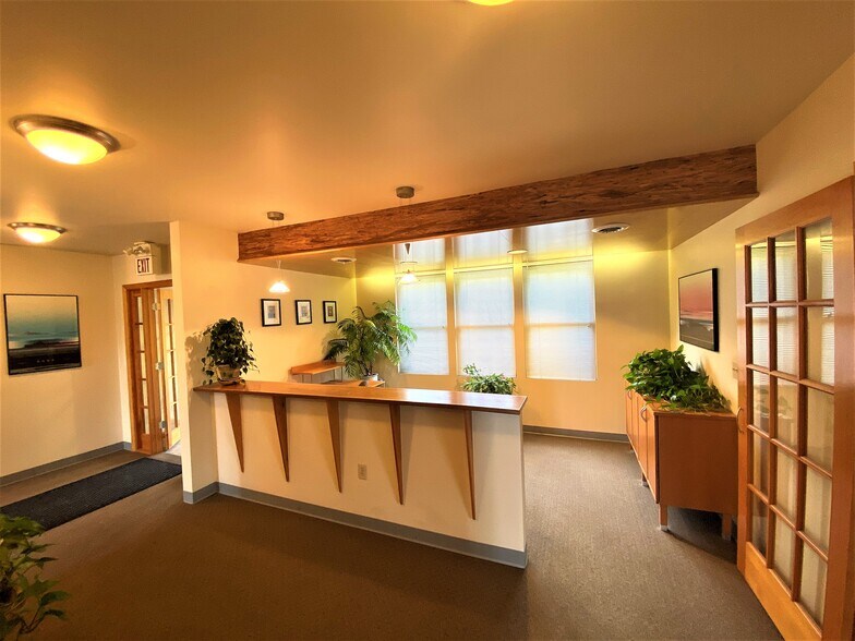 More Photos Of 206 Monroe St, Monroeville Office For Sale