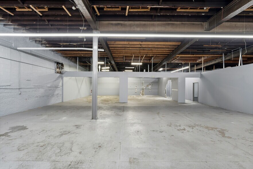 More Photos Of 104-110 Harrison Ave, Jersey City Warehouse For Lease