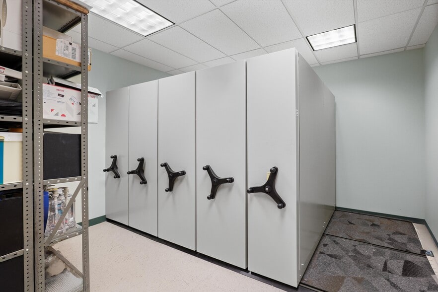 More Photos Of 339 Buschs Frontage Rd, Annapolis Medical For Sale