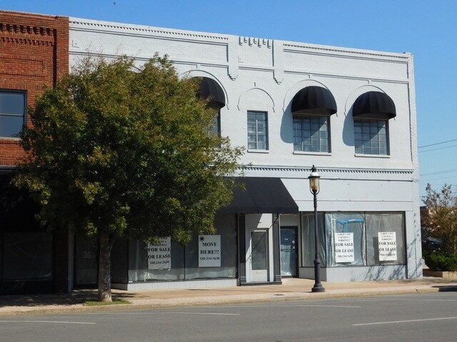 More Photos Of 122 E Broadway Ave, Enid Storefront Retail Office For Lease