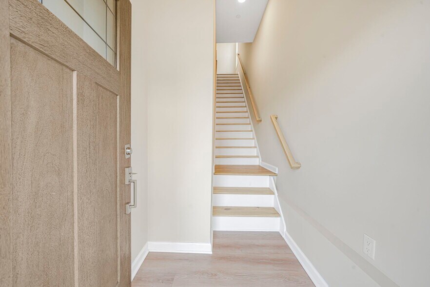 More Photos Of 532 Ringwood Ave, Wanaque Apartments For Sale