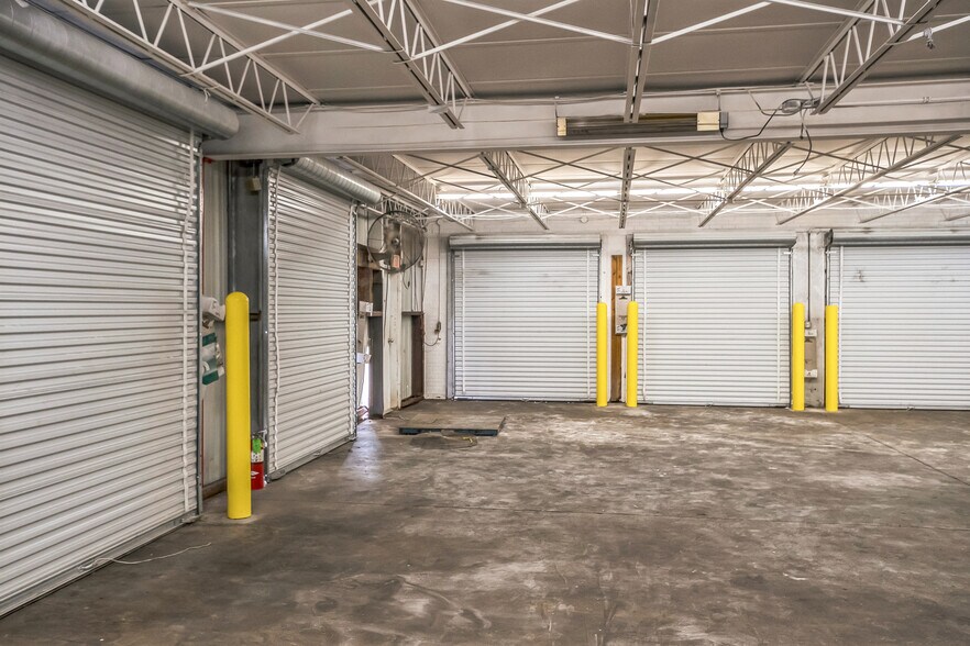 More Photos Of 1333 N Market St, Shreveport Truck Terminal For Lease