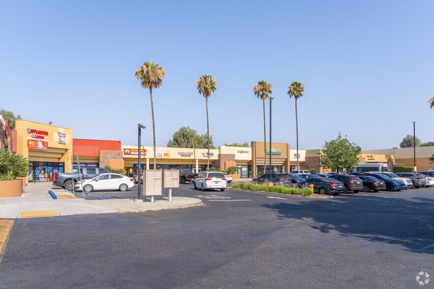 More Photos Of 5600-5750 Van Buren Blvd, Riverside Storefront For Lease