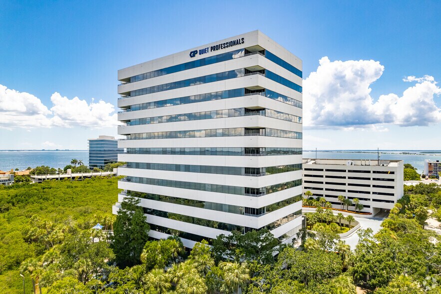 More Photos Of 2701 N Rocky Point Dr, Tampa Office For Lease