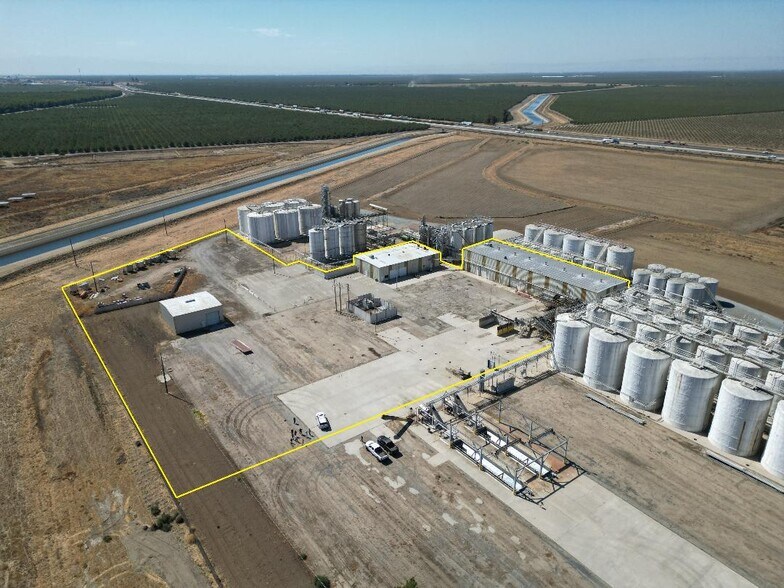 More Photos Of 31795 Whisler Rd, Mc Farland Manufacturing For Lease